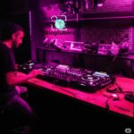 Midnight Techno: Playlist untuk Malam yang Panjang